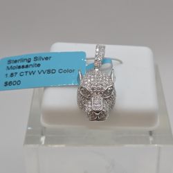 Beautiful Panther Pendant 