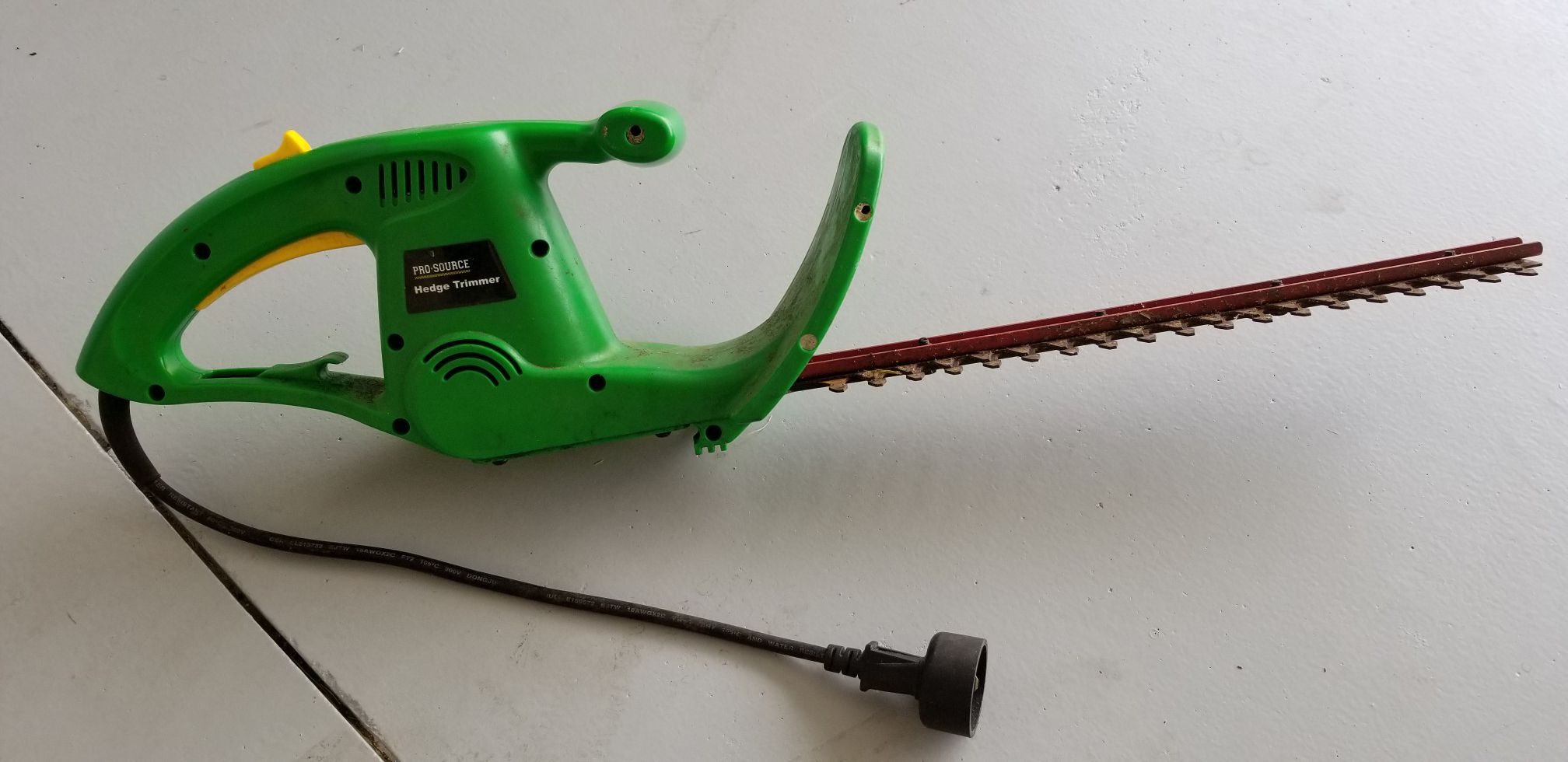 Pro-source hedge trimmer