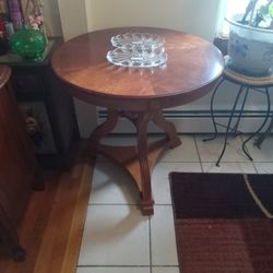 Round Table & Night Table