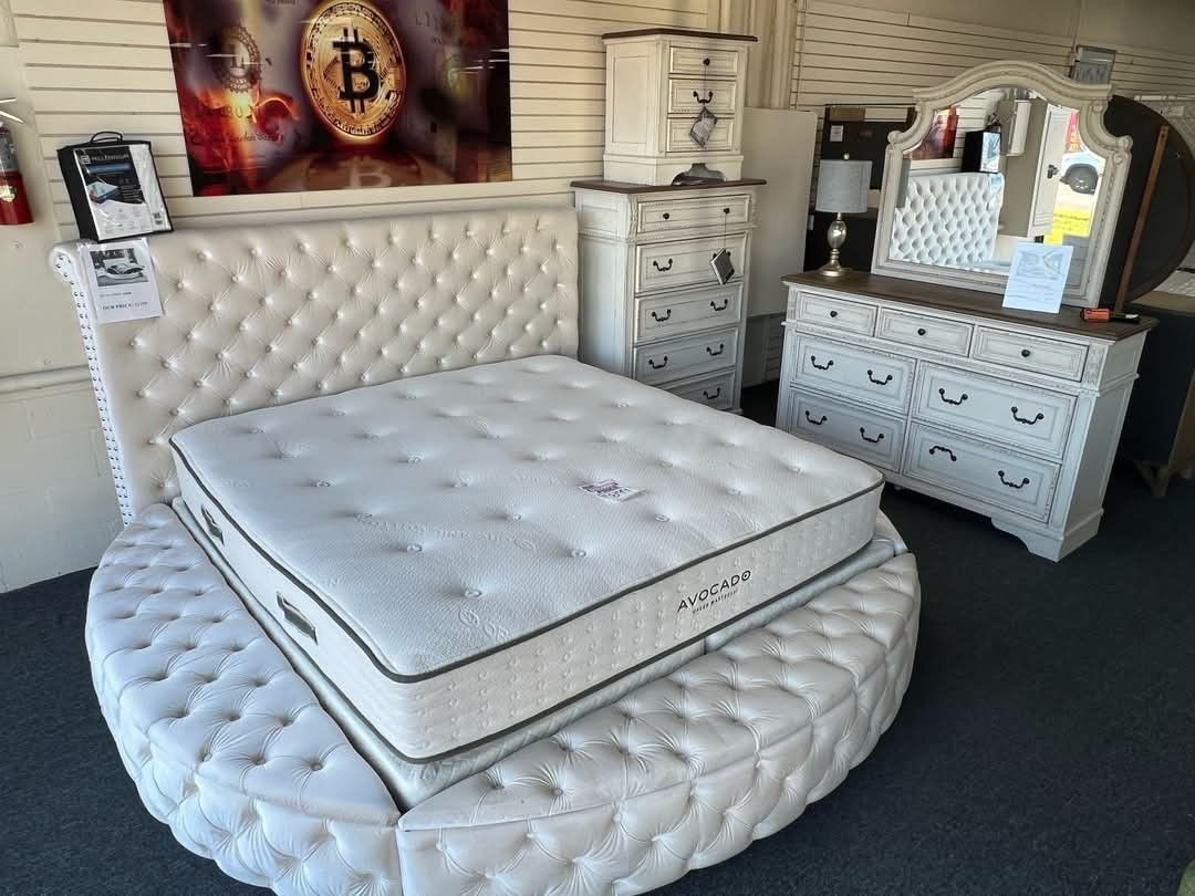 $10 Down Finance Power Reclining Sofa Loveseat Sectional Sleeper Bedroom Set Queen Bed King Bed Mattress Dining Table