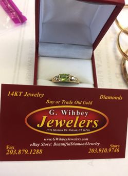 14 Kt real gold, Peridot (august) & diamond