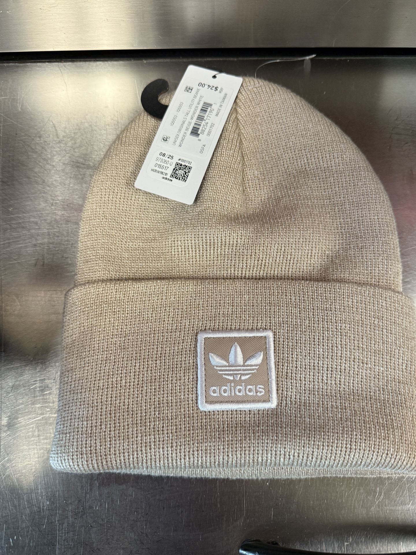 Adidas Beanie - Unisex