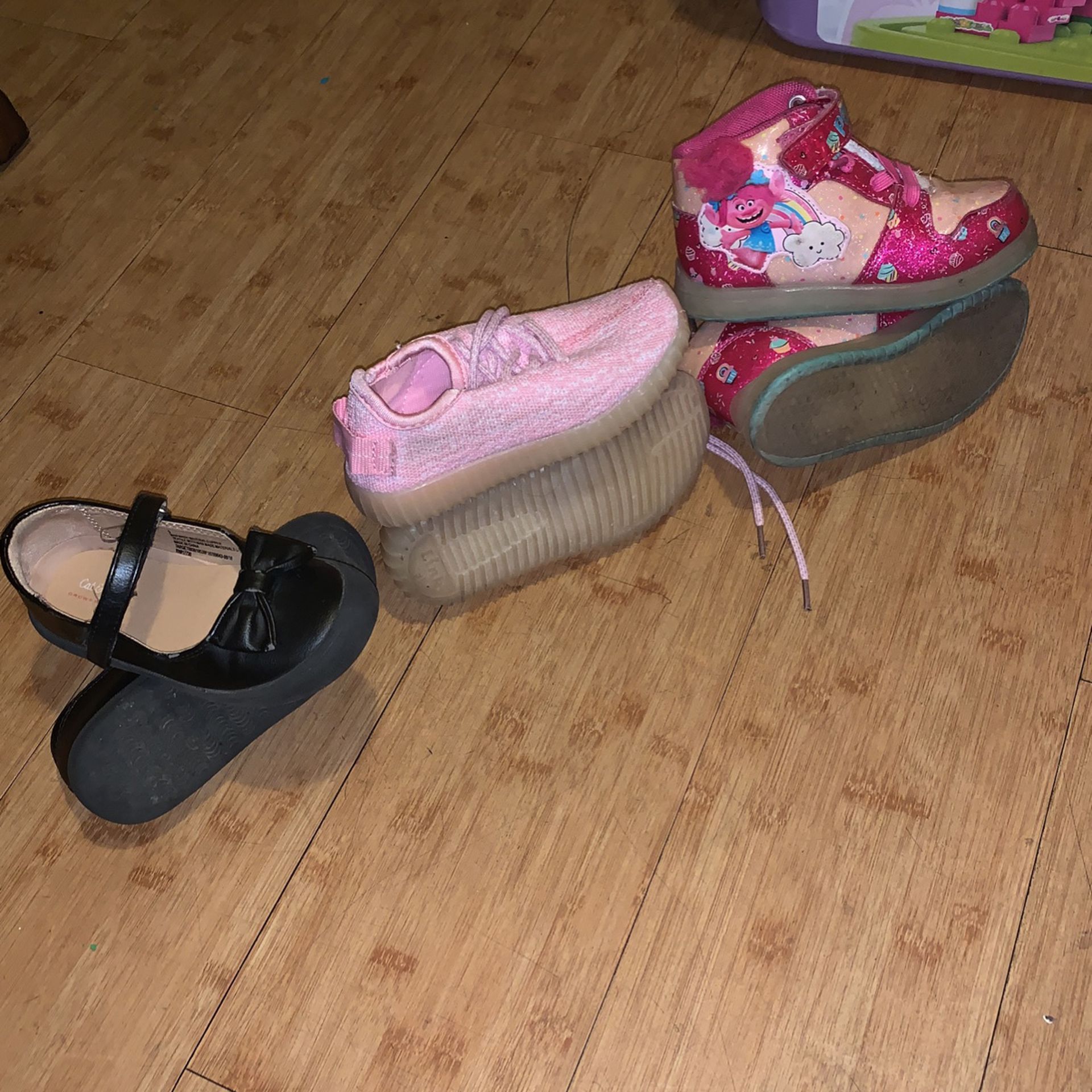 Girls (toddler) Size 9 Shoes