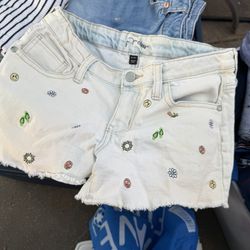  Free.        10-12.  14 Yrs Girl Clothes 