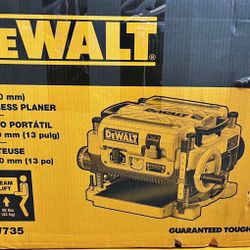DEWALT 15 Amp Corded 13” BENCH PLANER