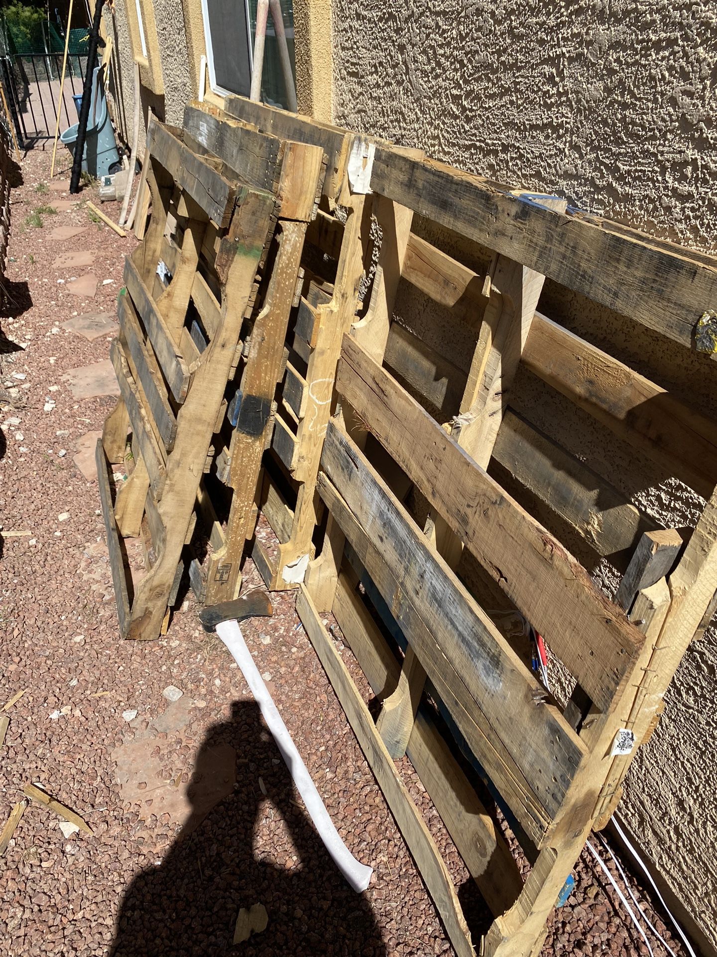 Free Pallets