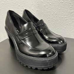Chunky Loafer Heels Size 9.5