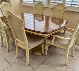 Dining table set