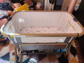 Bedside Sleeper, Bassinet with Mosquito Net