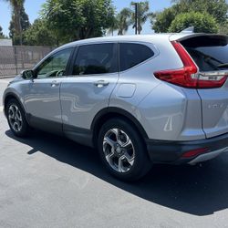 2018 Honda Crv Ex En Muy Buena Condición Todo Le Funciona Bien 52100 Millas Salvage Muy Poquito Dañó En Fender Isquierdo Todo Es Orijinal 