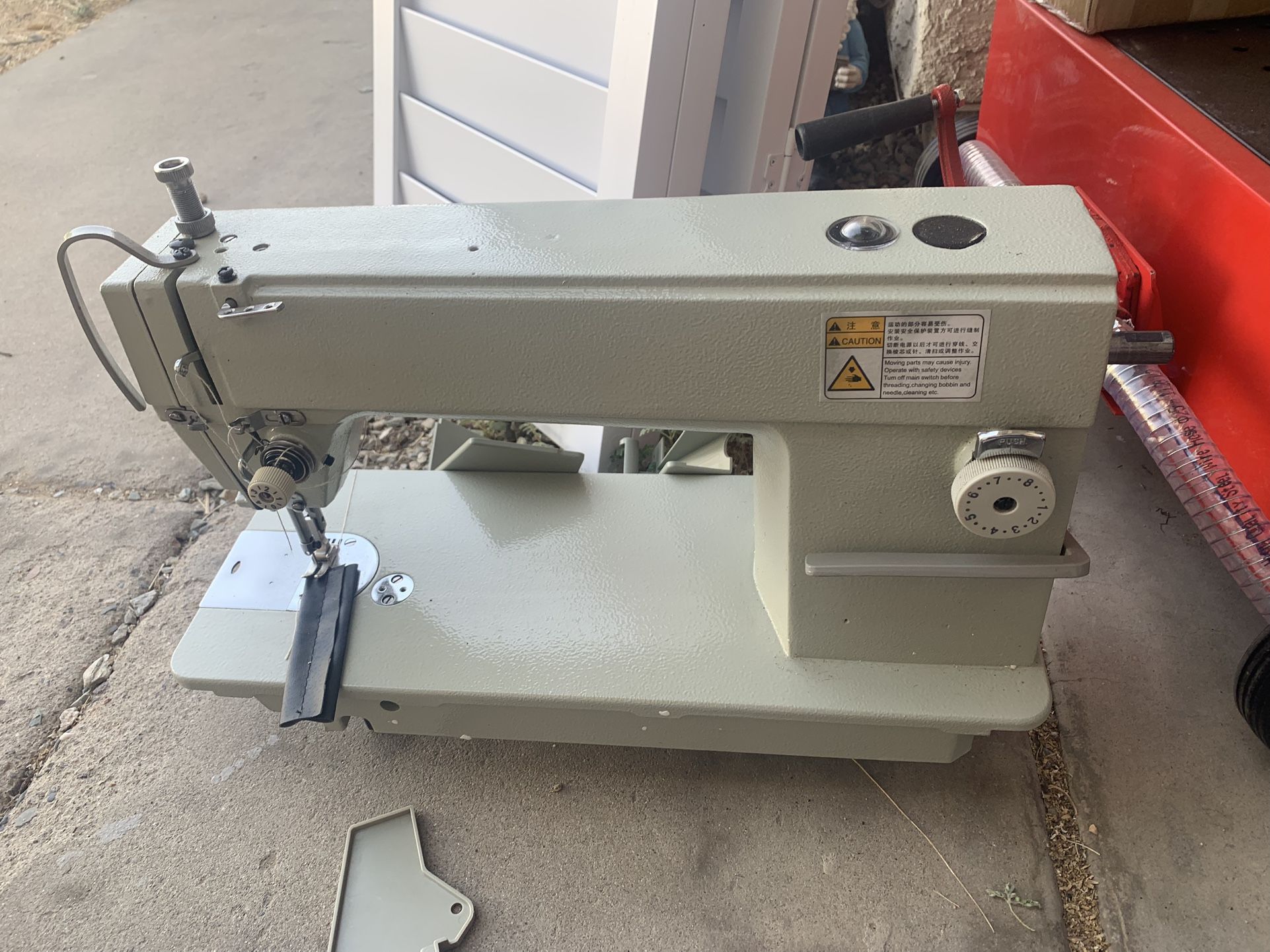 Industrial Sewing Machine, Commercial Straight Stitch Sewing Machine, High Speed Flatbed Sewing Machine