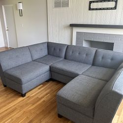 Sectional (Jonathan Louis)