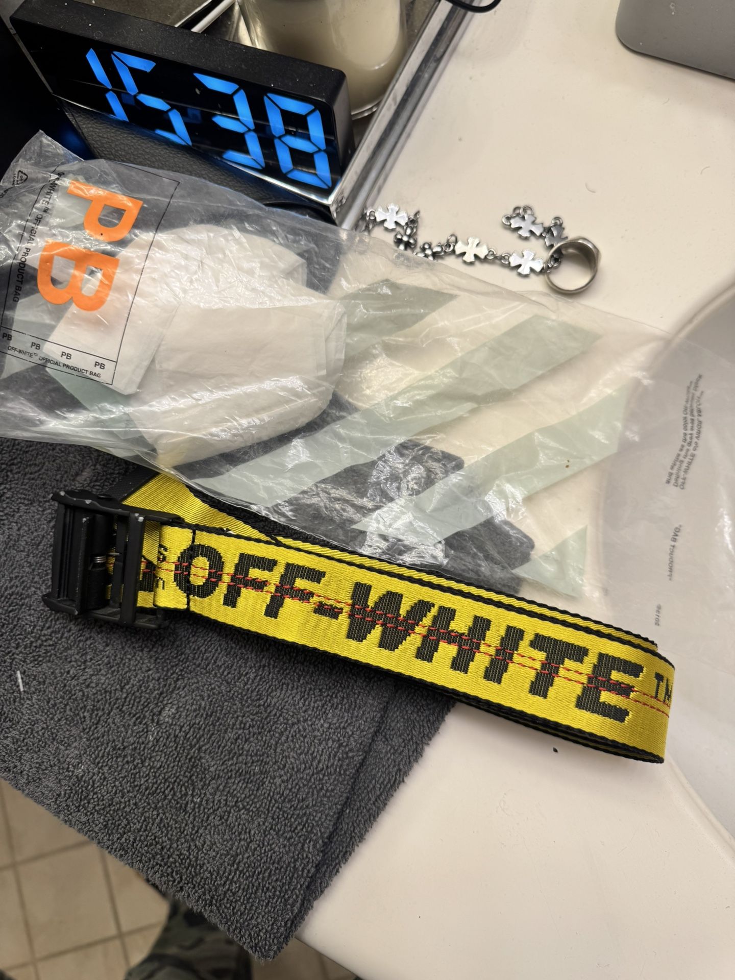 Off White Construction Belt Used