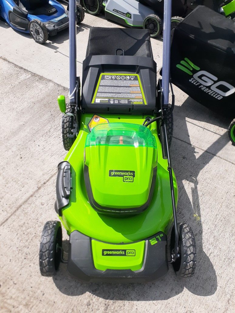 Lawn Mower 80volt 🖼  Greenworks "New"