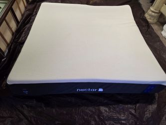 King Size Matress like new
