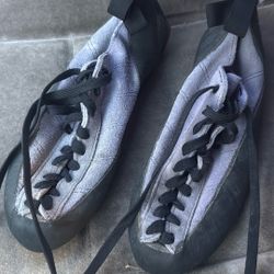 Climbing Shoes 5.10 Size 10.5 Men’s 