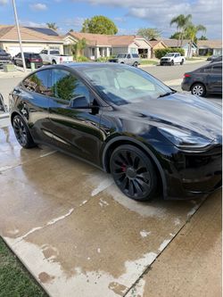 2022 Tesla model Y performance