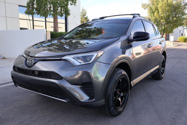 2018 Toyota Rav-4 LE