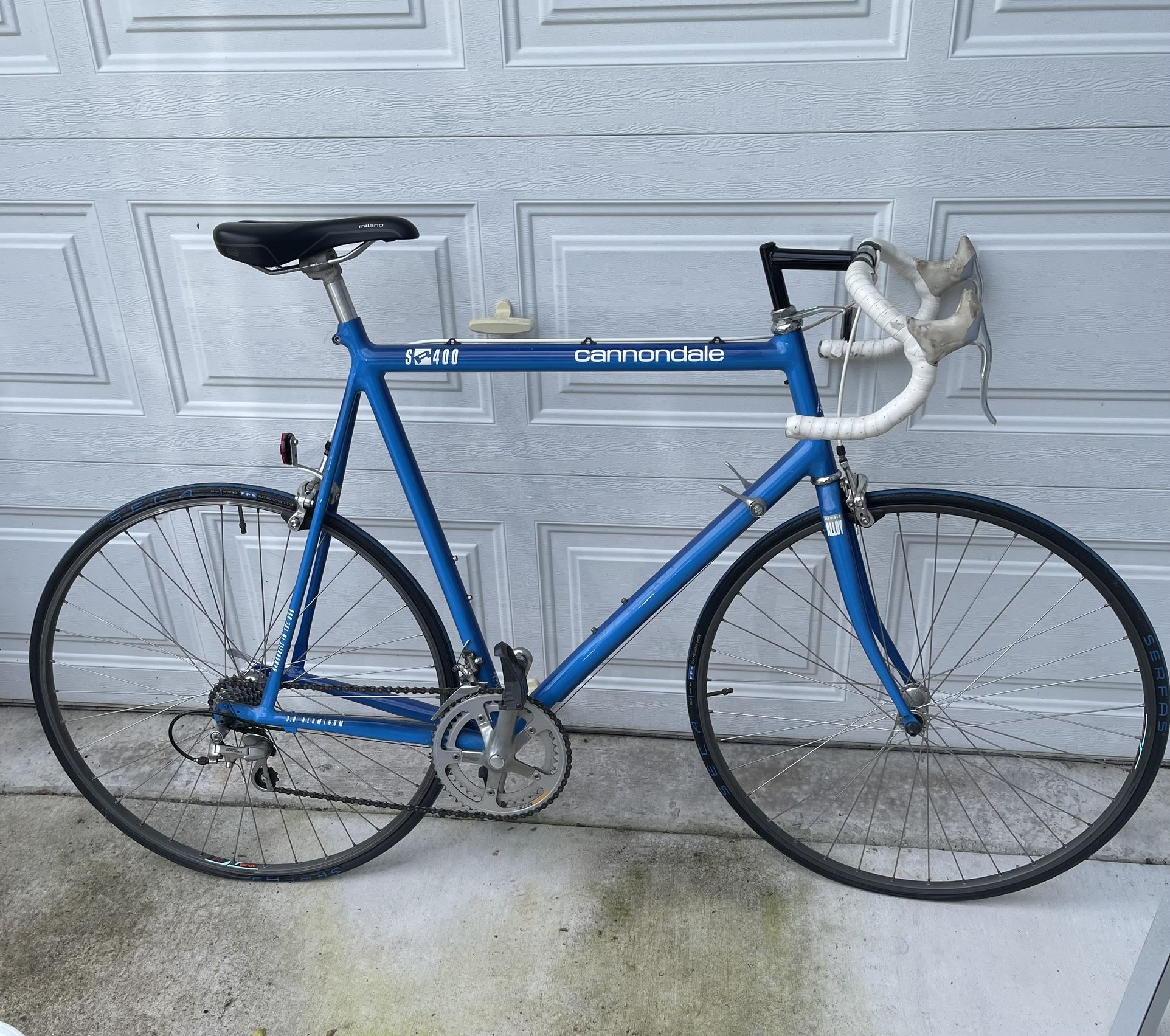 Cannondale SR400 -3.0 Series Road Race aluminum XL Frame. needs tires. Bike bicycle Made in Italy.