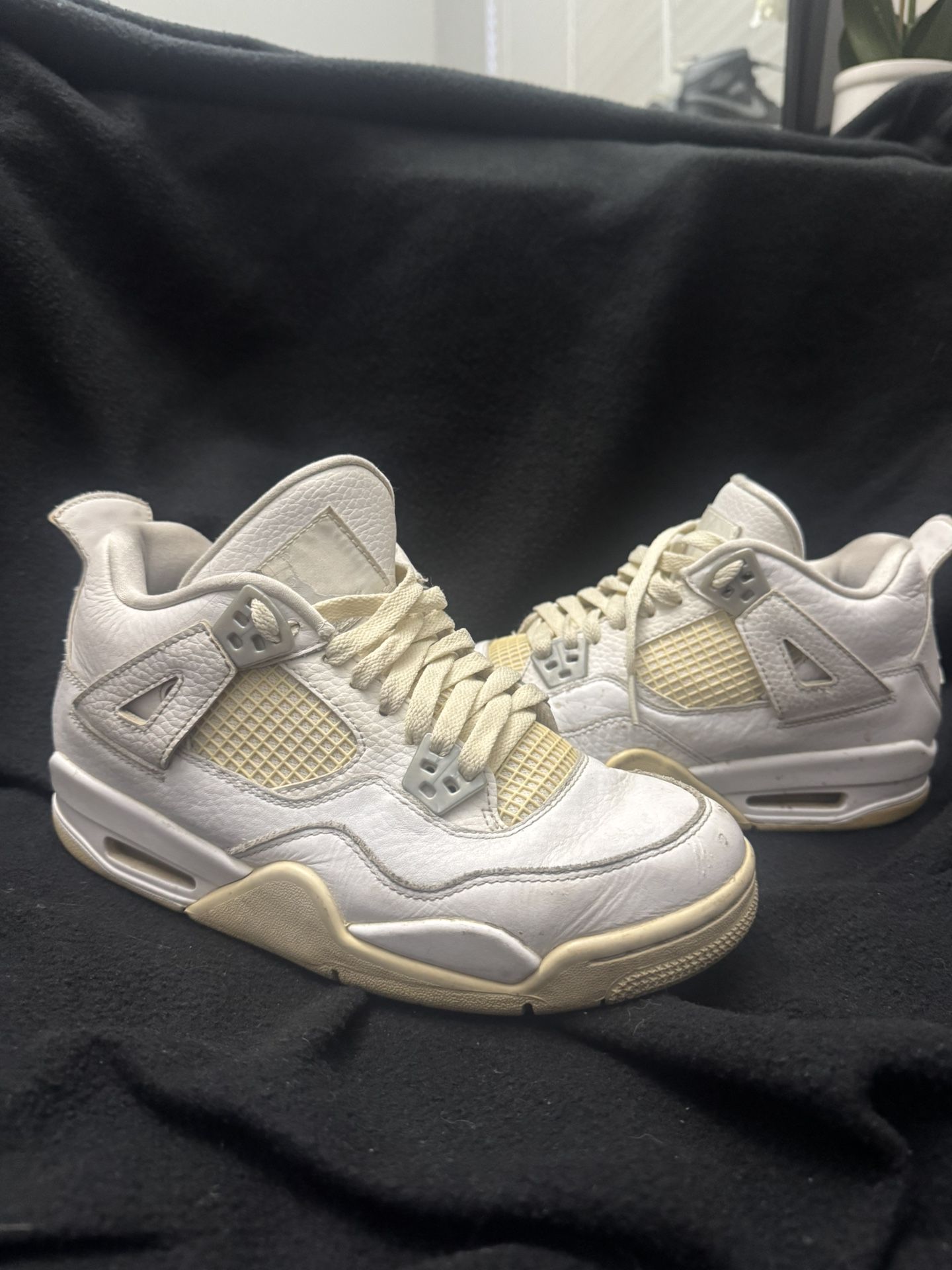 Air Jordan 4 GS White/Pure Money – Restoration Needed – Size 5.5y