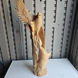 Eagle Wood Carving Statue 