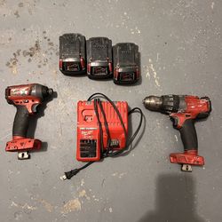 Milwaukee Set Drill
