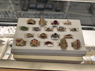 14k10k gold rings different prices and grams layaway available 10% Dwon if you interested please make sure you ask for Maribel thank you