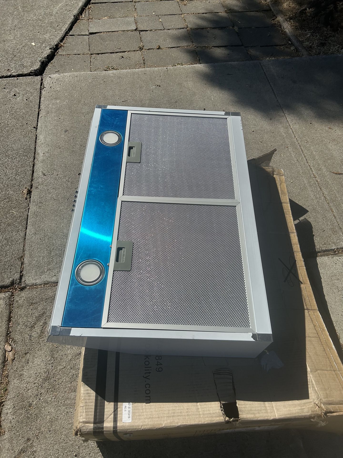 Range Hood 30 inch, 600 CFM Under Cabinet Range Hood with Strong Suction for Duct/Ductless Convertible, Stainless Steel Kitchen Hood with 3 Speed Exha