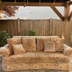 Couches In Bothell