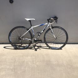 Fuji Road Bike 