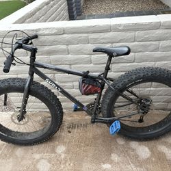 Surly Moonlander fat bike