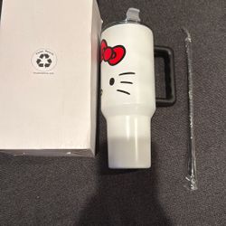 Hello Kitty 40 OZ 