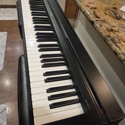 Yamaha Digital Piano P-71
