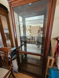 Curio cabinet