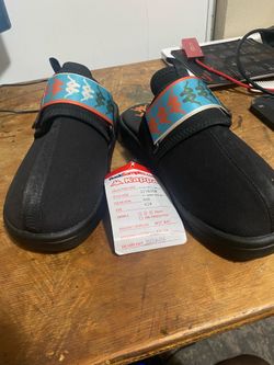 Black kappa closed slides