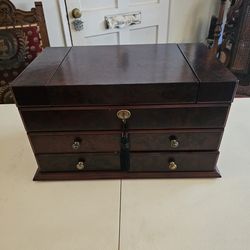 Thomas Pacconi Classics series burlwood jewelry chest ! Multi drawers & rich design ! All brass hardware! Like New!