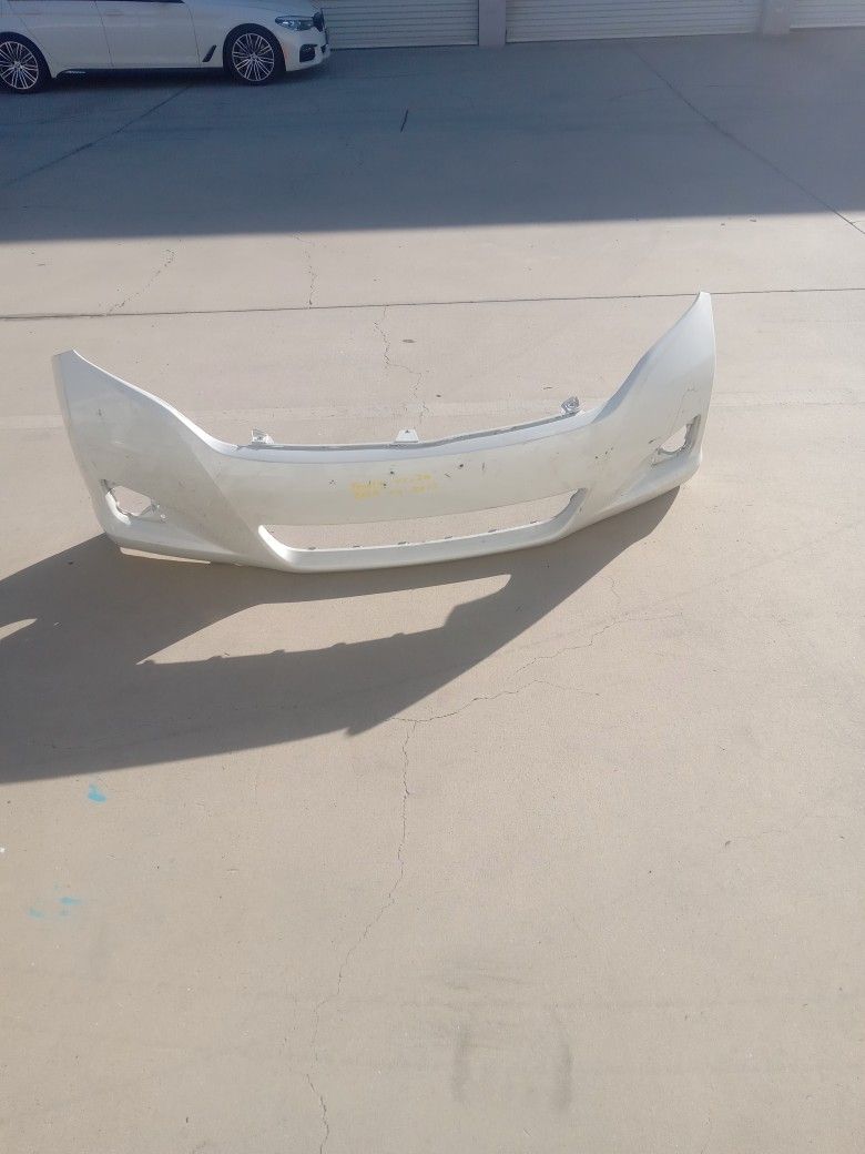 09 To 12 Front Bumper Toyota Venza