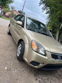 2010 KIA Rio