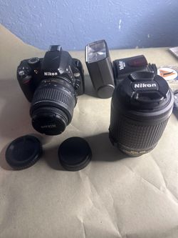 Nikon D60 Camera With Extra Lens