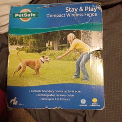 Petsafe Stay & Play Compact Wireless Fence