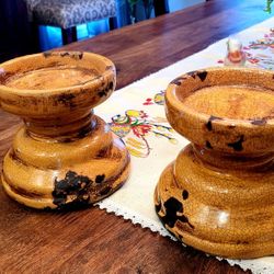Set Of 2 Beautiful Distressed Candle Pillars 