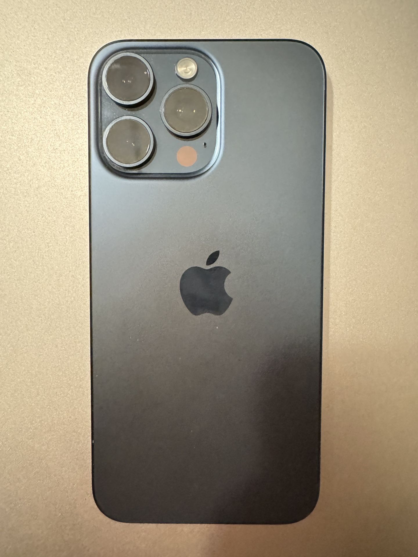 iPhone 15 Pro Max Unlocked 512G