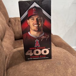 400 Home Run Mike Trout Bobble Head ( The Price I Can Make It Lower)
