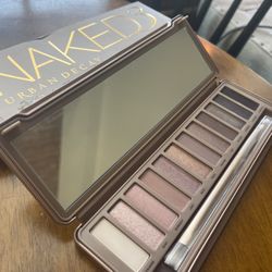 Urban Decay Naked 3 Palette- BRAND NEW - NEVER USED
