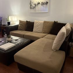 Spacious Modern L-Shaped Sectional with Matching Ottoman – Pickup Only