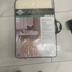 Heated Wellness Bed With Relaxing, Vibrating Massage For Dogs Size Small One To 30 Pounds