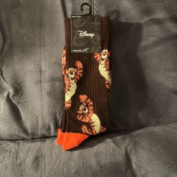 New Disney Tigger Adult Socks Shoe Size 6 - 12 From Box Lunch