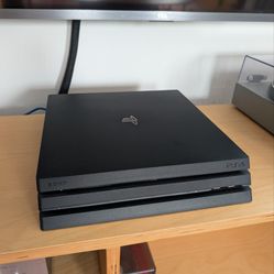 PlayStation 4 Pro – Excellent Condition (Original Owner)