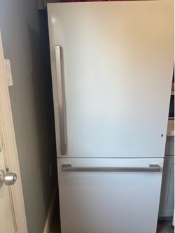 refrigerator