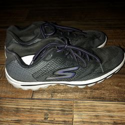 Sketchers Size 11